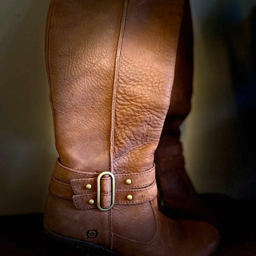 Born -brown boots